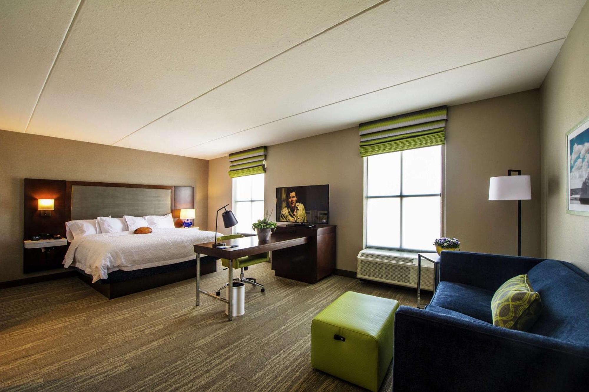 Hampton Inn & Suites/Foxborough/Mansfield Exterior foto